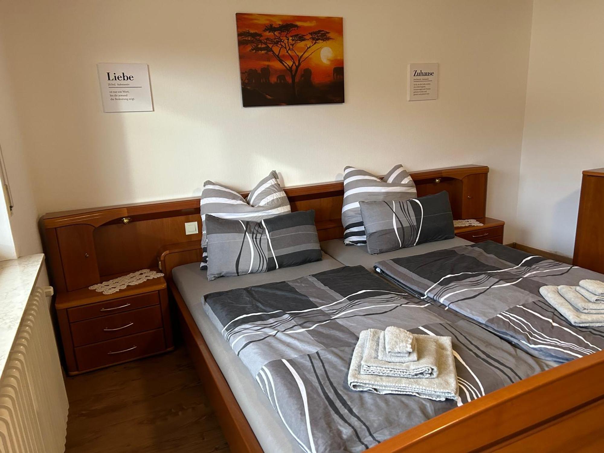 Ferien- Und Monteurwohnung Zum Waldblick Экстерьер фото